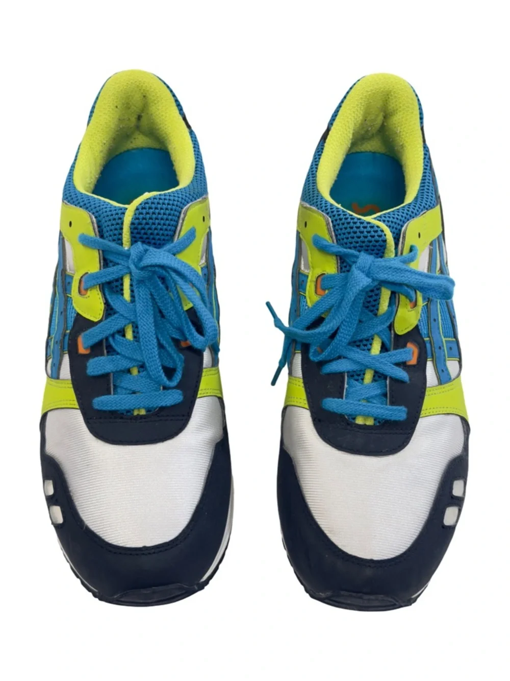 Asics classic pair